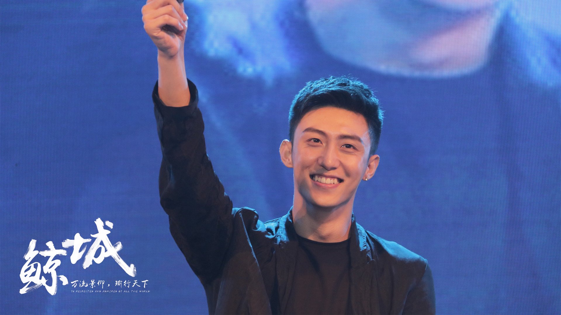 区域压迫与人盯人防守混合布置，区域防守和盯人防守